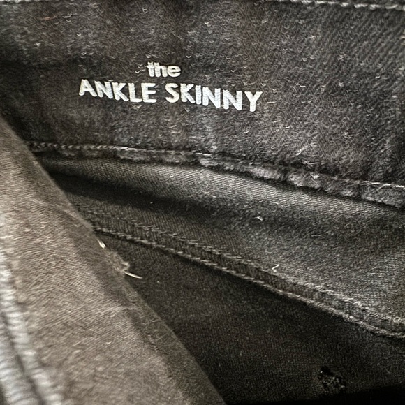 NWT Liverpool Black Pull On Size 6/28 Skinny Jeans - Picture 2 of 7